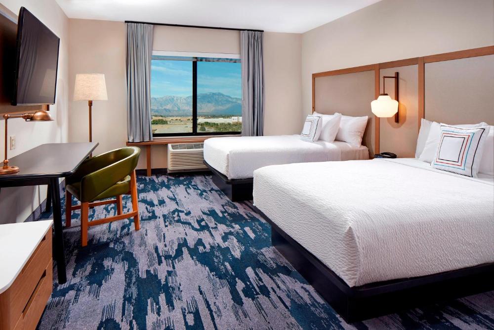 Guest room, 2 Queen interior